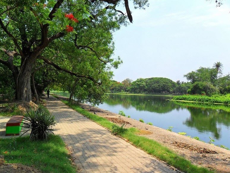Rabindra Sarovar Lake